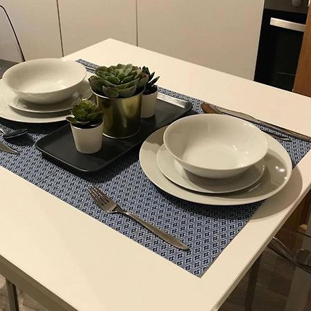 Serviced Appartment 1 Helena Reading Bagian luar foto